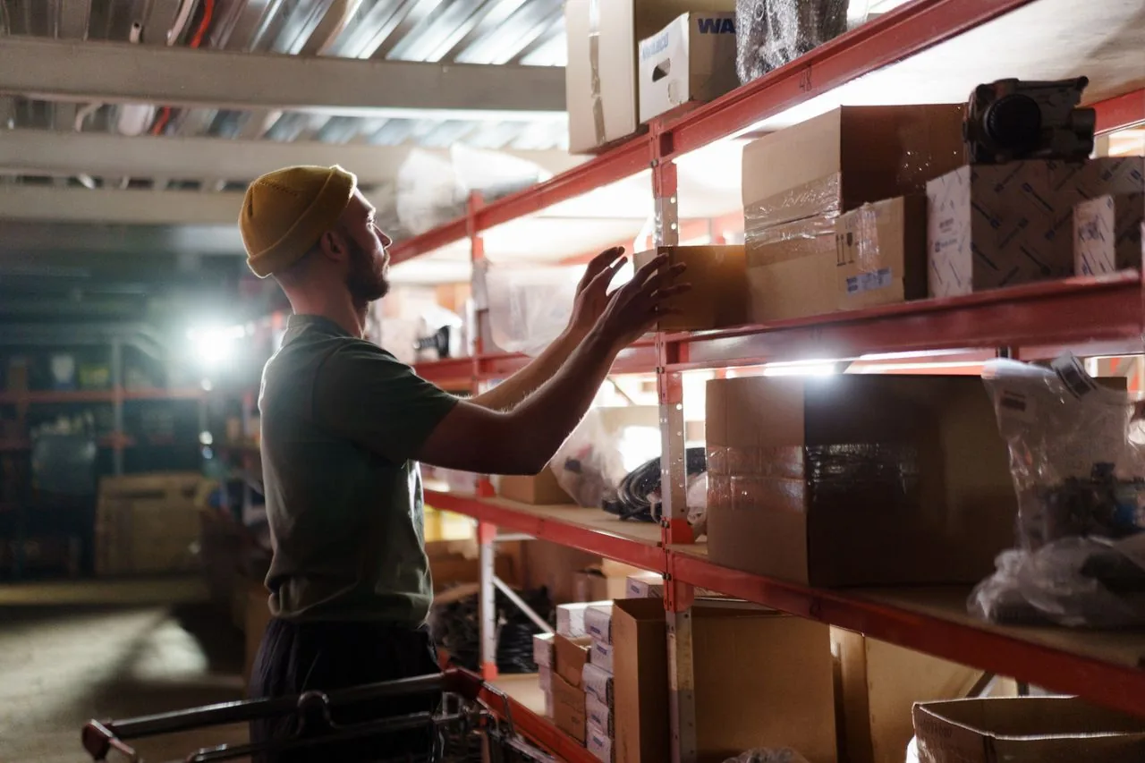 Warehouse shelf and carton handling — stock reference